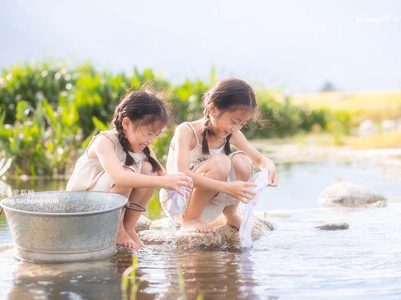 大量钙盐和镁盐离子的水